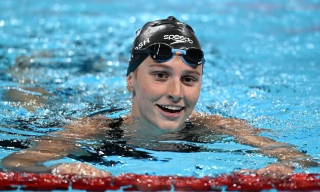 Summer McIntosh explora en Singapur un terreno desconocido para la natación: “Es el inicio de algo asombroso”