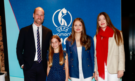 Cita en el estadio: Leonor y Sofía conocen a Guillermo de Gales y su hija Carlota