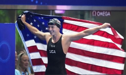 Ledecky nunca se acaba: cumple 15 años invicta