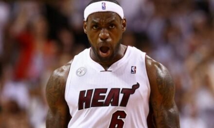 El ladrón de la camiseta de LeBron James que se vendió por 3,2 millones de euros, a juicio