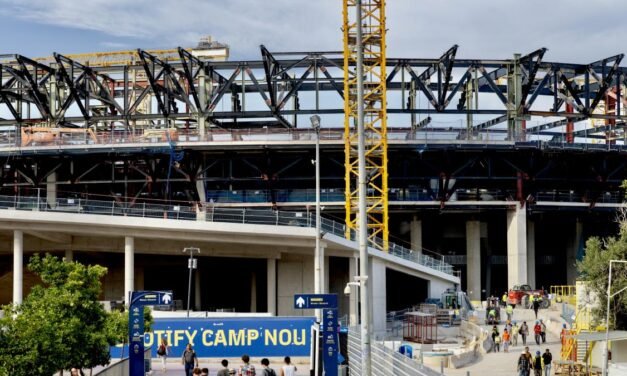 La historia interminable del Camp Nou pone al Barça en una tercera encrucijada