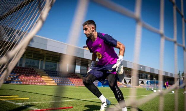 El Barça podrá inscribir este jueves a Joan Garcia al salirse con la suya con la baja de Ter Stegen