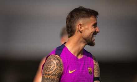 Así ha sido la despedida de Iñigo Martínez: emoción y palabras de agradecimiento de Laporta
