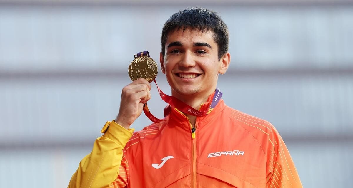 Ander Garaiar se cuelga el oro más deseado después de entrenar en un carril bici y cambiar su hoja de ruta por una lesión