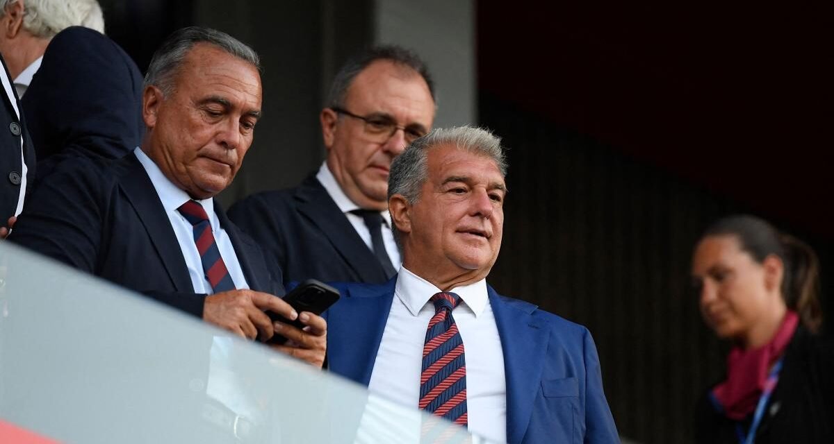Joan Laporta: “Con la decisión de Ter Stegen podremos inscribir a Joan Garcia”