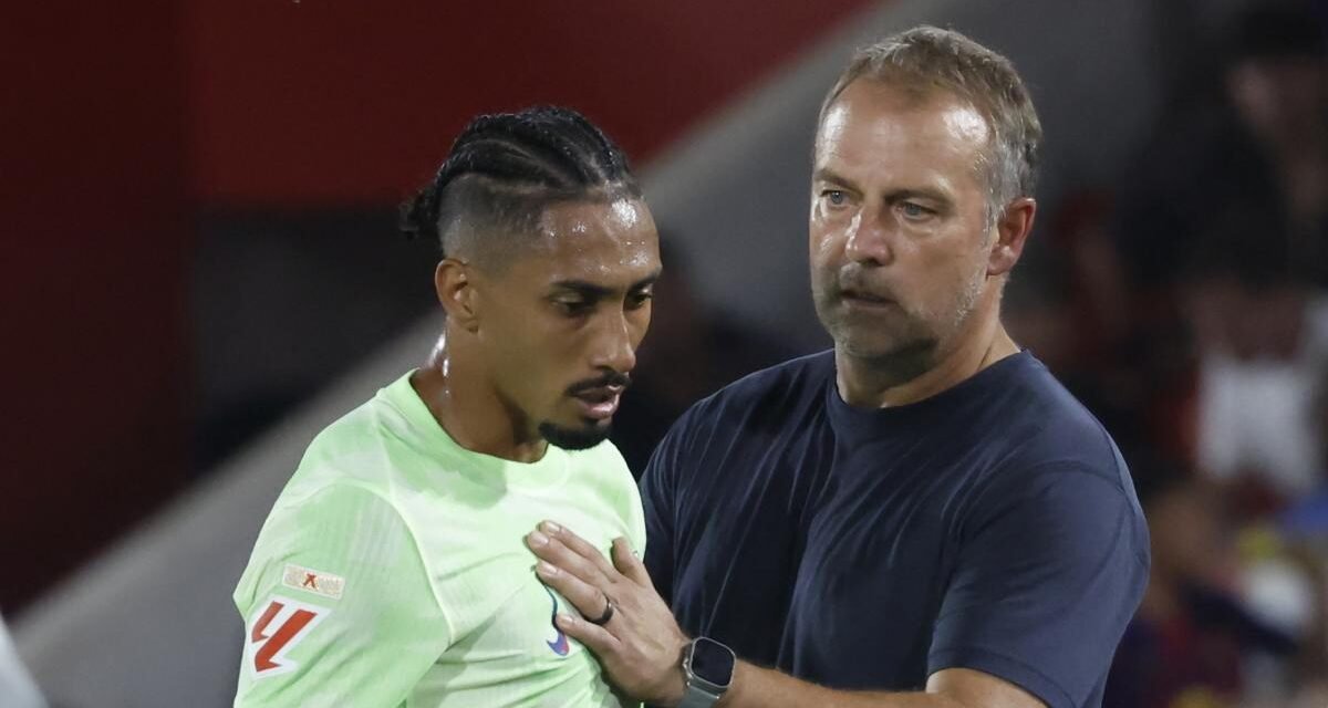 Hansi Flick no se marcha satisfecho de Mallorca a pesar de los tres puntos: “Jugar al 50 o 60% no es posible contra nueve jugadores”