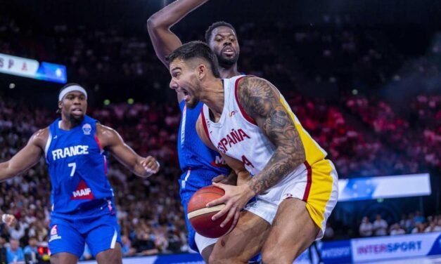 78-73. España mejora, pero vuelve a capitular ante Francia tras un mal segundo tiempo