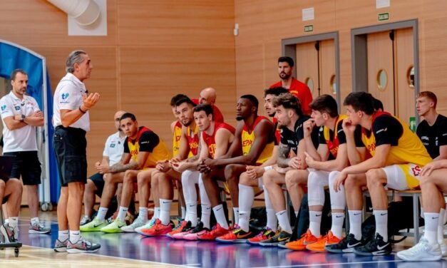 Santi Aldama y Darío Brizuela se reincorporan a los entrenamientos de la selección española