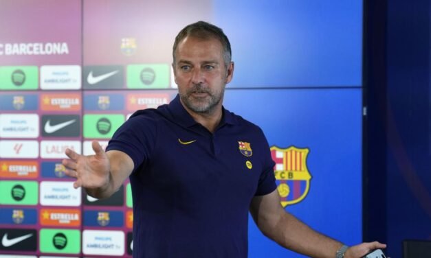 Flick: ”¿Casadó? No quiero perder a ningún jugador”
