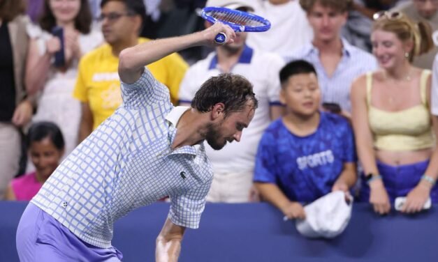 El fotógrafo que encendió a Medvedev en el US Open denuncia un linchamiento: “He envejecido diez años”
