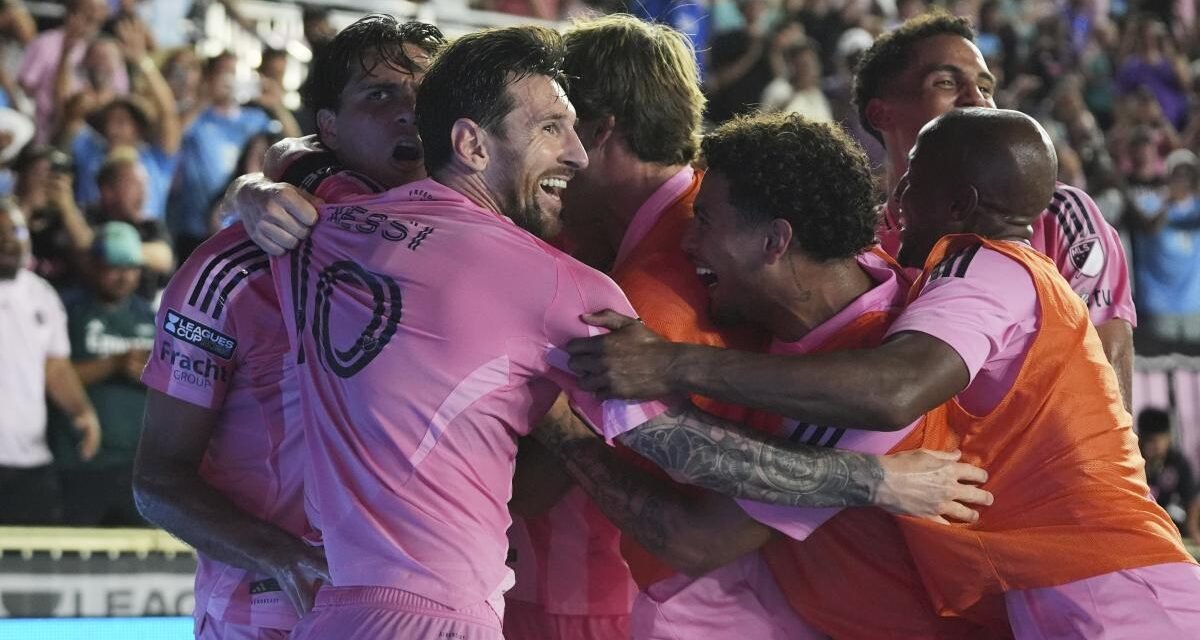 Messi vuelve, marca dos goles y clasifica al Inter Miami a la final de la Leagues Cup