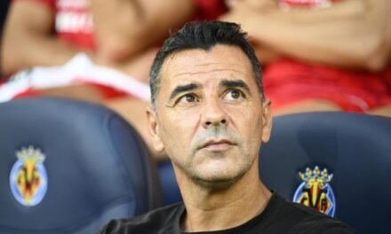 Míchel define las prioridades: el Girona busca central y un portero