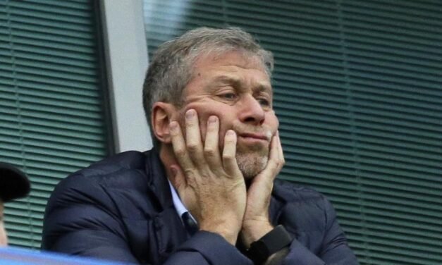 El Chelsea, acusado de 74 irregularidades en fichajes
