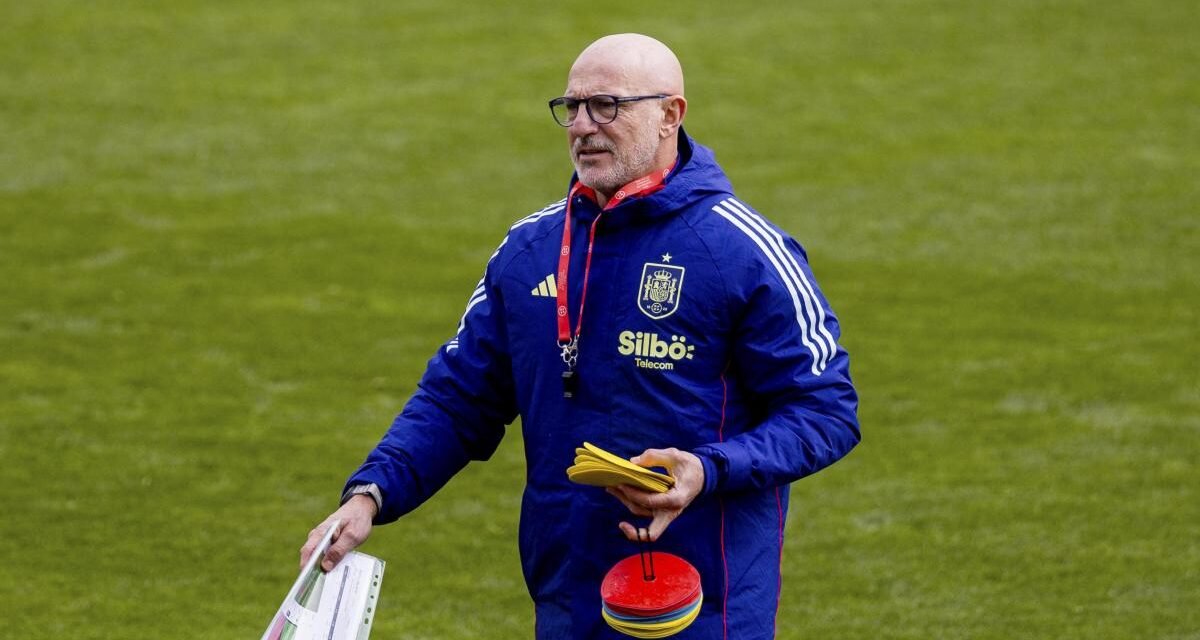 De la Fuente: “A Lamine hay que educarle pero está muy centrado en lo que quiere conseguir”