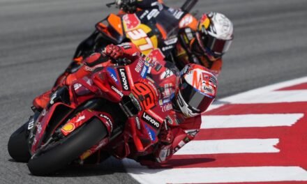 Les KTM de Binder i Acosta roben el protagonisme als Márquez a Montmeló