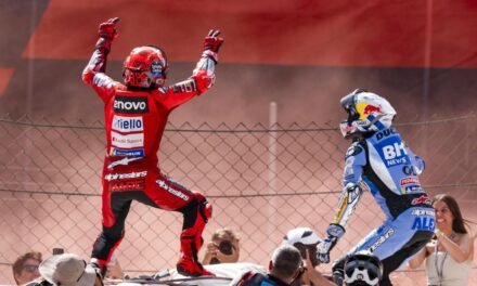 La divertida y descontrolada fiesta de celebración de los hermanos Márquez en Montmeló