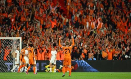 De Jong tiene una mínima lesión muscular y es duda para recibir al Valencia