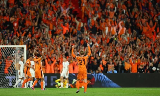 De Jong tiene una mínima lesión muscular y es duda para recibir al Valencia