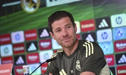 Xabi Alonso: “Aquí el que lo merezca jugará”