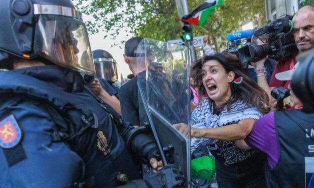 La Vuelta a España, la rueda de prensa y la última hora en directo de los organizadores de , en directo