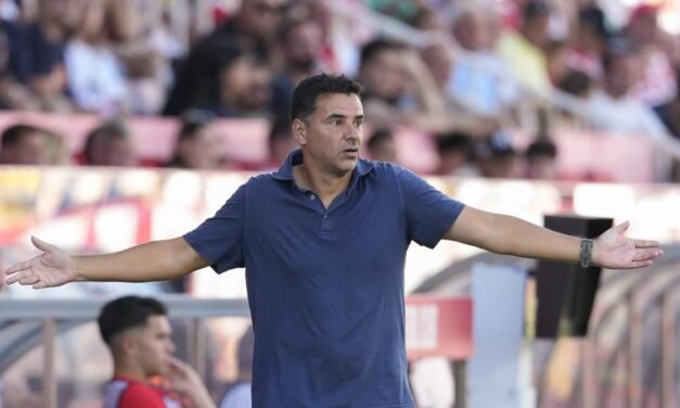 Míchel, a sus jugadores: ”¡Sácate el ego ya, tío! Yo me lo saqué, soy el peor entrenador de la Liga”