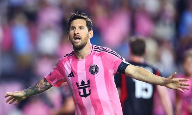 Messi se sale: asistencia, doblete y pichichi