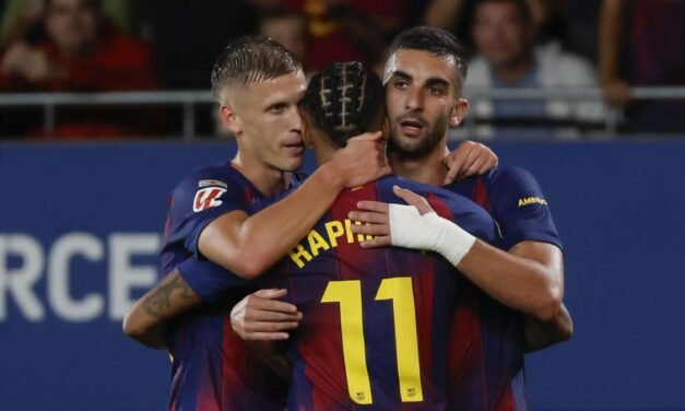 Lewandowski, Koundé y De Jong comienzan en el banquillo en el Tartiere