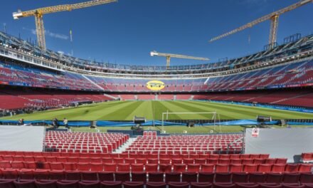 Las mejores imágenes de la visita de obras al Spotify Camp Nou