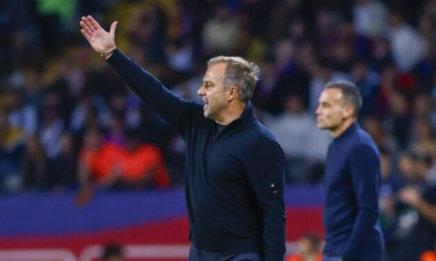 Flick: “Pedri y De Jong saben organizarlo todo”