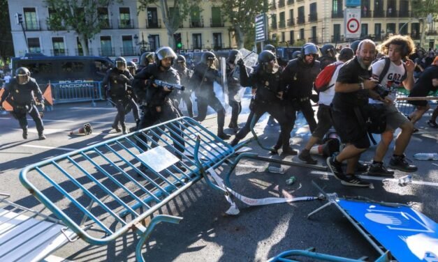 Antiviolencia propone multas de hasta 5.000 euros a 38 personas por incidentes en la Vuelta