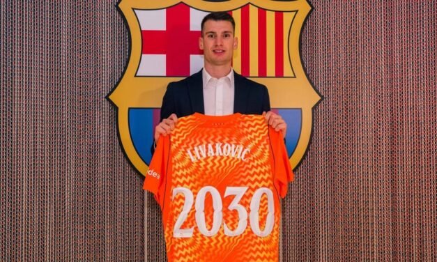 Livakovic, un reemplazo de mayor nivel para la portería del Barça