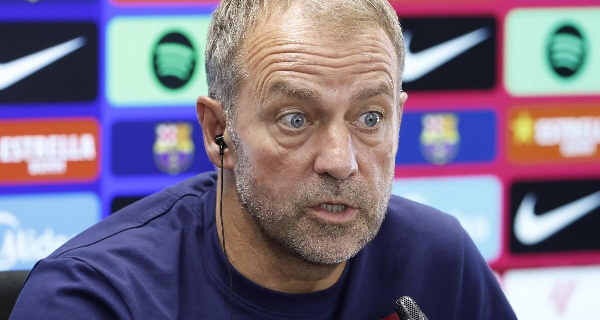Flick confirma la capitanía: “He elegido a Raphinha y Pedri; a Eric, De Jong y Lamine los votó el equipo”