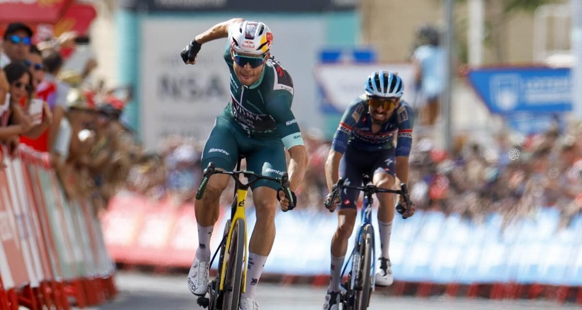 En el horno de la Vuelta, Van Aert dignifica la profesión con un triunfo de muchos quilates