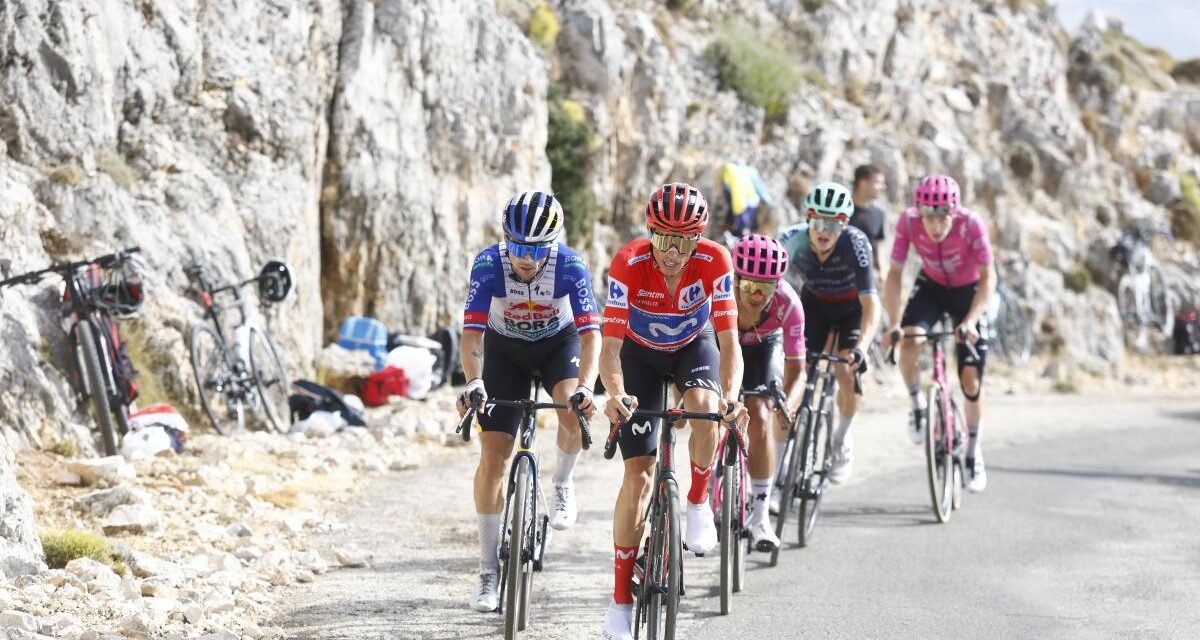 Mas desnuda a Roglic y ya le saca más de dos minutos