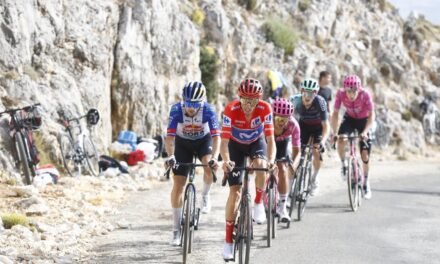 Mas desnuda a Roglic y ya le saca más de dos minutos
