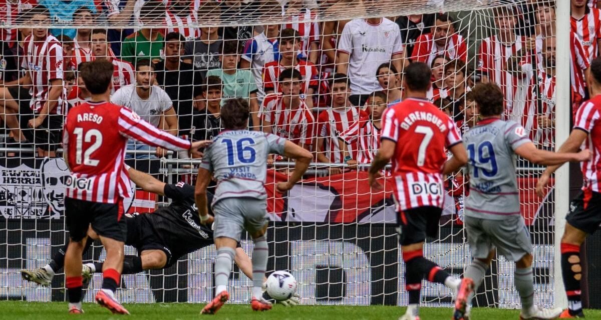 Julián Álvarez regresa y es el mejor del Atlético en la severa derrota en San Mamés