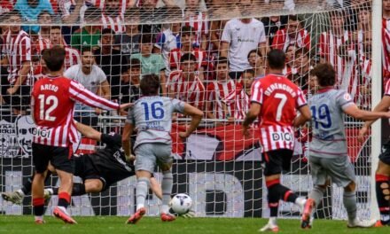 Julián Álvarez regresa y es el mejor del Atlético en la severa derrota en San Mamés