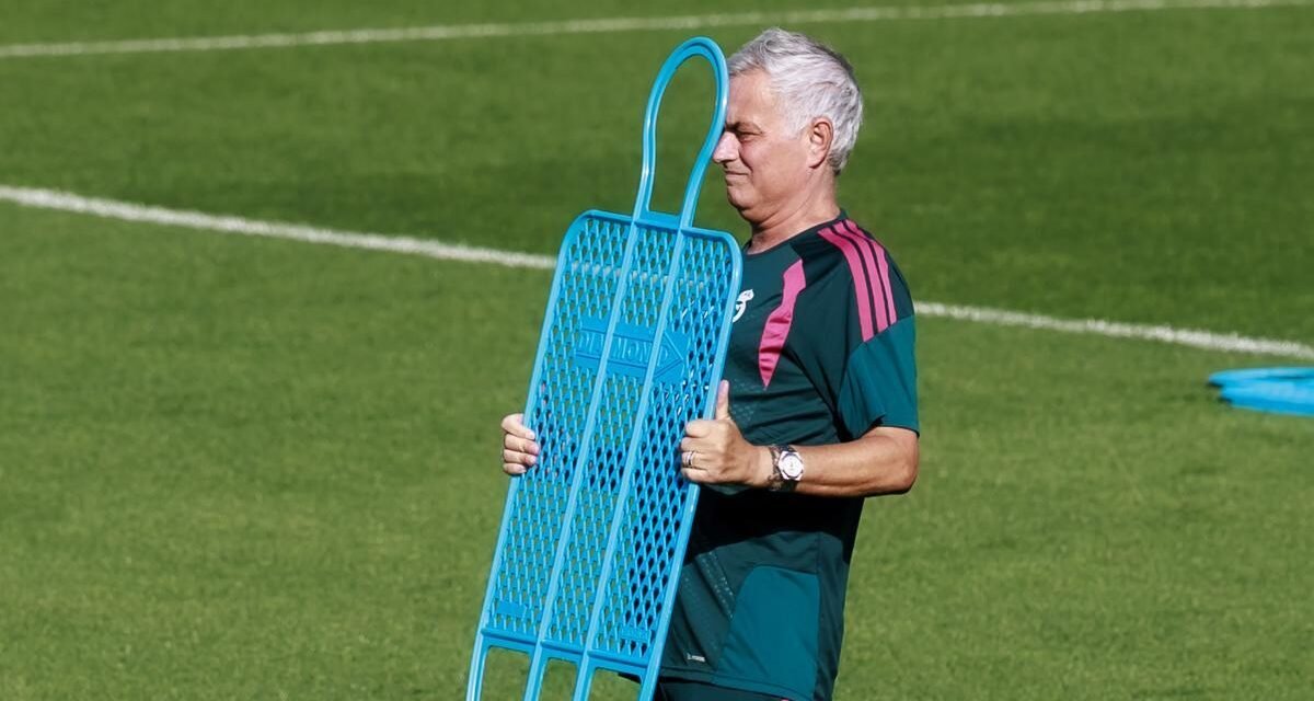 Vuelve el Mourinho de los porqués: “¿Por qué no se repitió el penalti ante el Betis?”