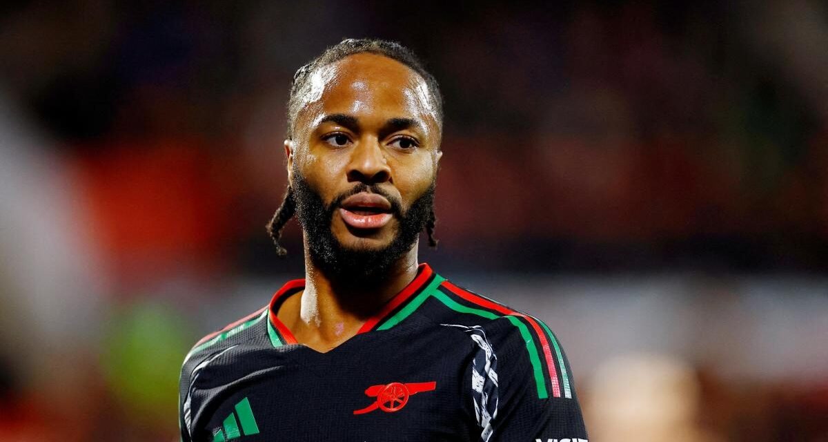 Sale a la luz el vídeo de la detención de Sterling mientras conducía y consumía óxido nitroso