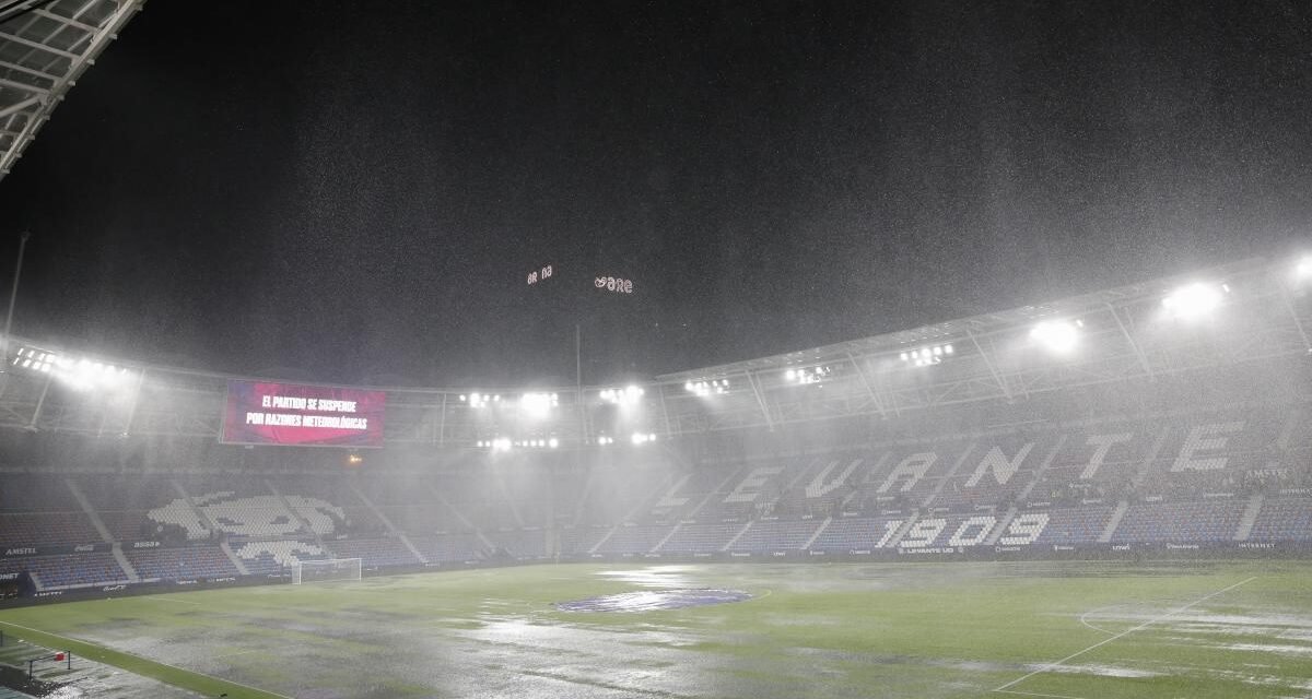 Un diluvio en València obliga a suspender el Levante – Athletic de la Liga