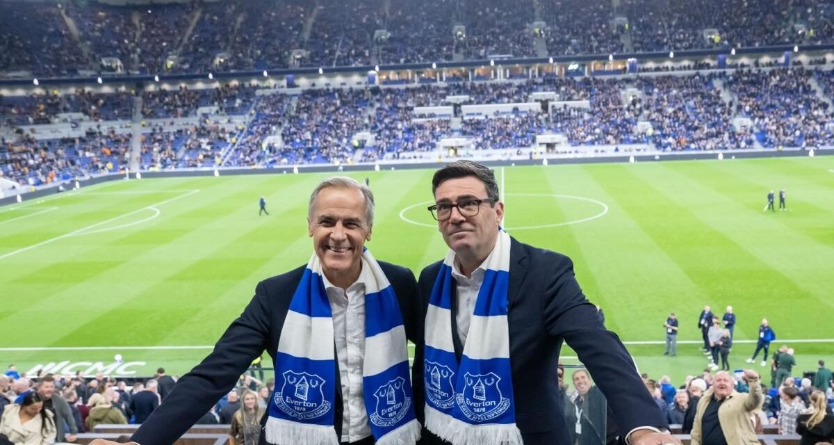 ¿Cuánto cuesta la experiencia VIP del Everton que incluye entrenar con el equipo y calentar antes del partido?