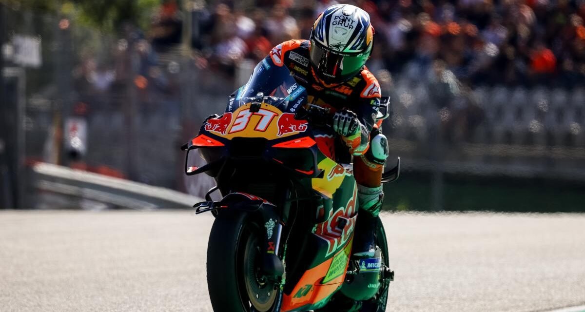 Acosta descubre la victoria al cabo de 56 carreras en MotoGP; decepción de Márquez, 5.º