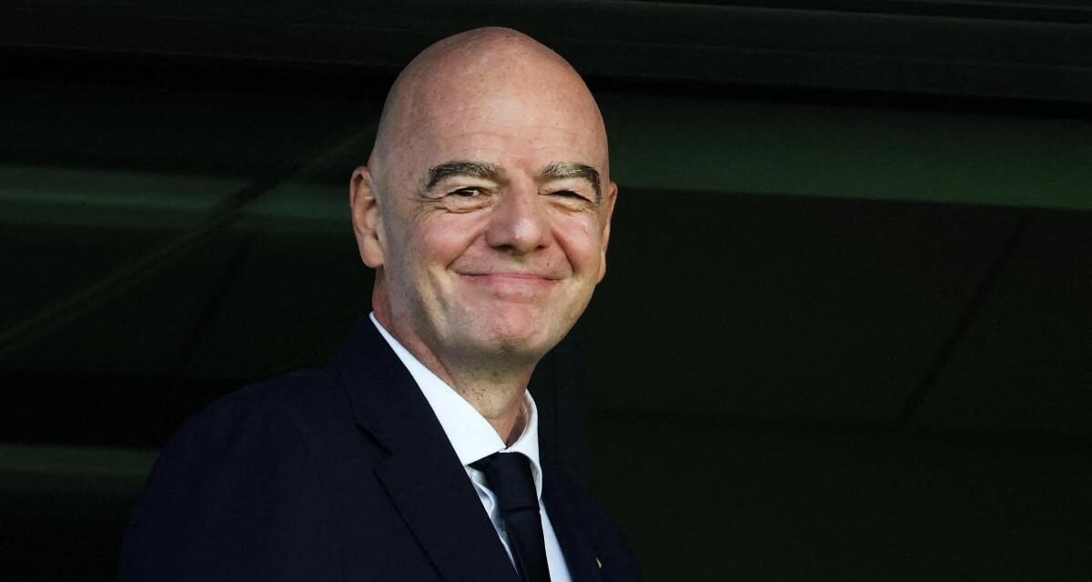 Infantino recula en su propuesta comercial y abre el diálogo en la reforma de la FIFA
