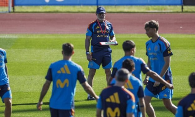 De la Fuente: “España ha ganado el Mundial pero tiene margen de mejora, no ha tocado techo”