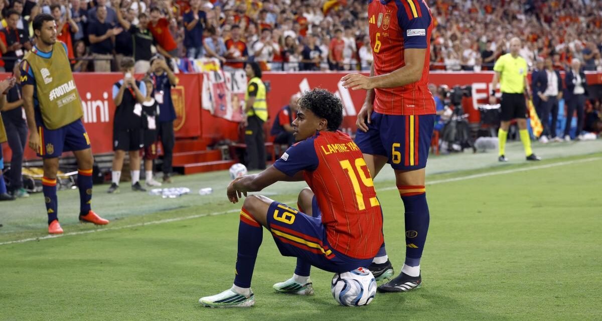 De la Fuente: “Lamine pone su magia al servicio del equipo”