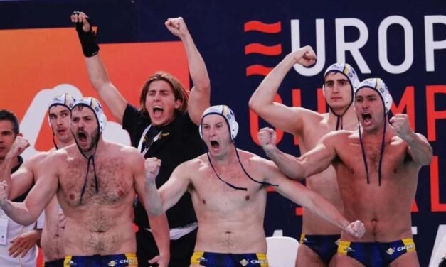 El Atlètic Barceloneta gana la Supercopa de Europa en casa ante el Marsella (10-8)