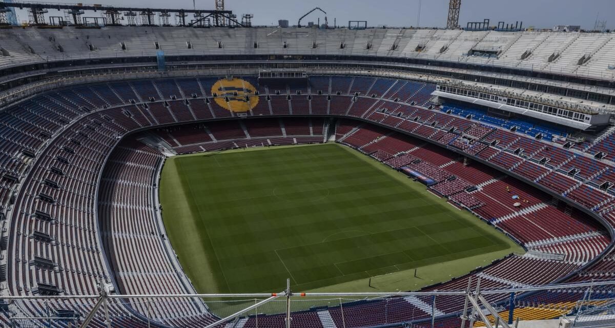 El Barça pide aplazar el clásico dos horas por el temporal de lluvia