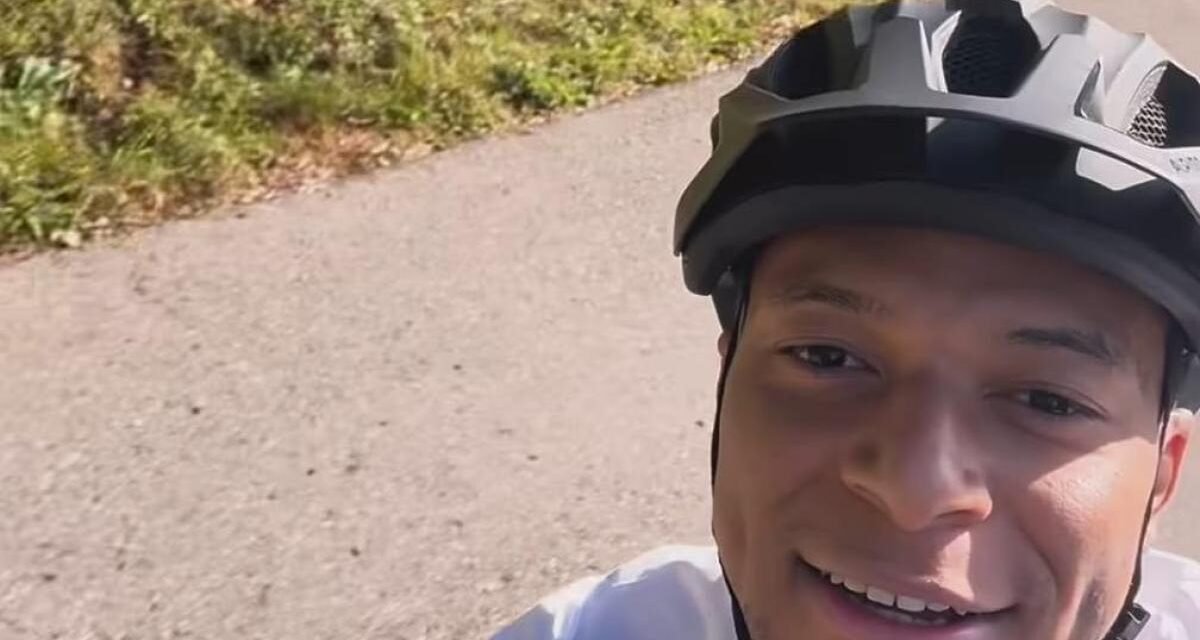 Mbappé desoye a Mourinho y cuelga un vídeo montando en bicicleta: “Un futbolista puede romperse una pierna”