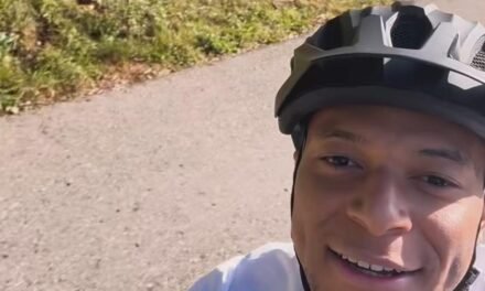 Mbappé desoye a Mourinho y cuelga un vídeo montando en bicicleta: “Un futbolista puede romperse una pierna”