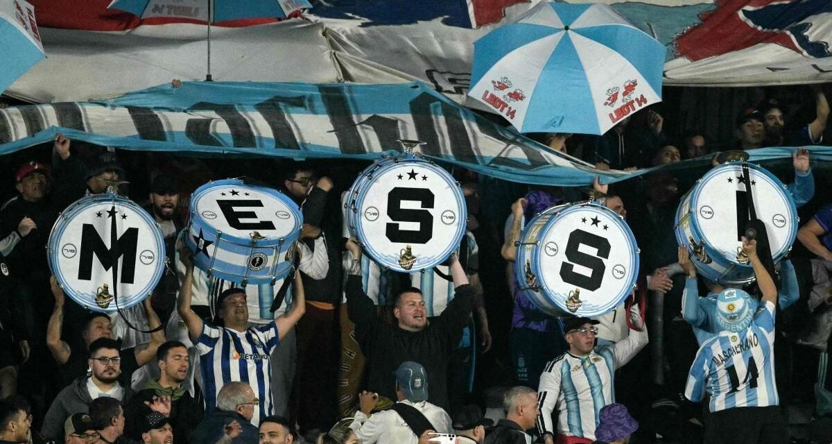 Argentina se viste de celeste y blanco para despedir a Messi y la reventa se dispara